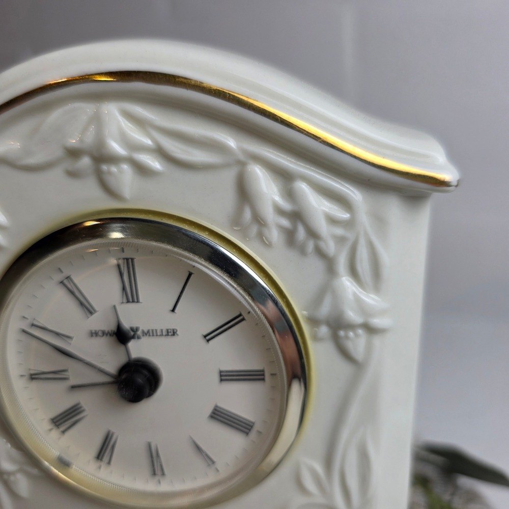 Vintage Howard Miller Ivory Porcelain Floral Clock Gold Roman Numeral Quartz - Picture 3 of 10